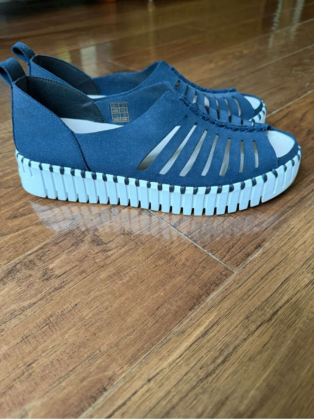 Ilse Jacobsen Navy Blue Cutout Slip-On Platform Shoes
